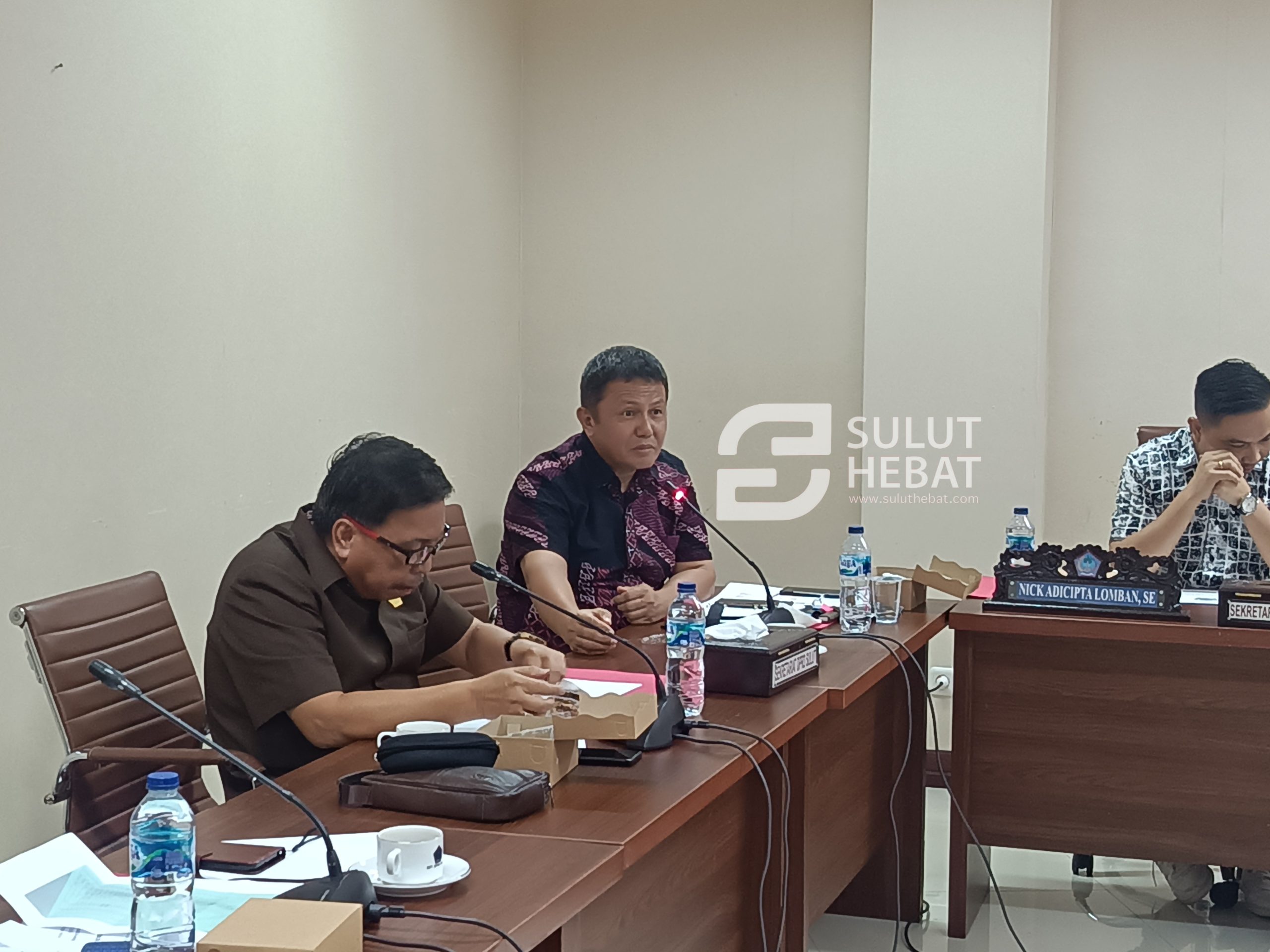 Picsart_24-06-05_11-15-17-187