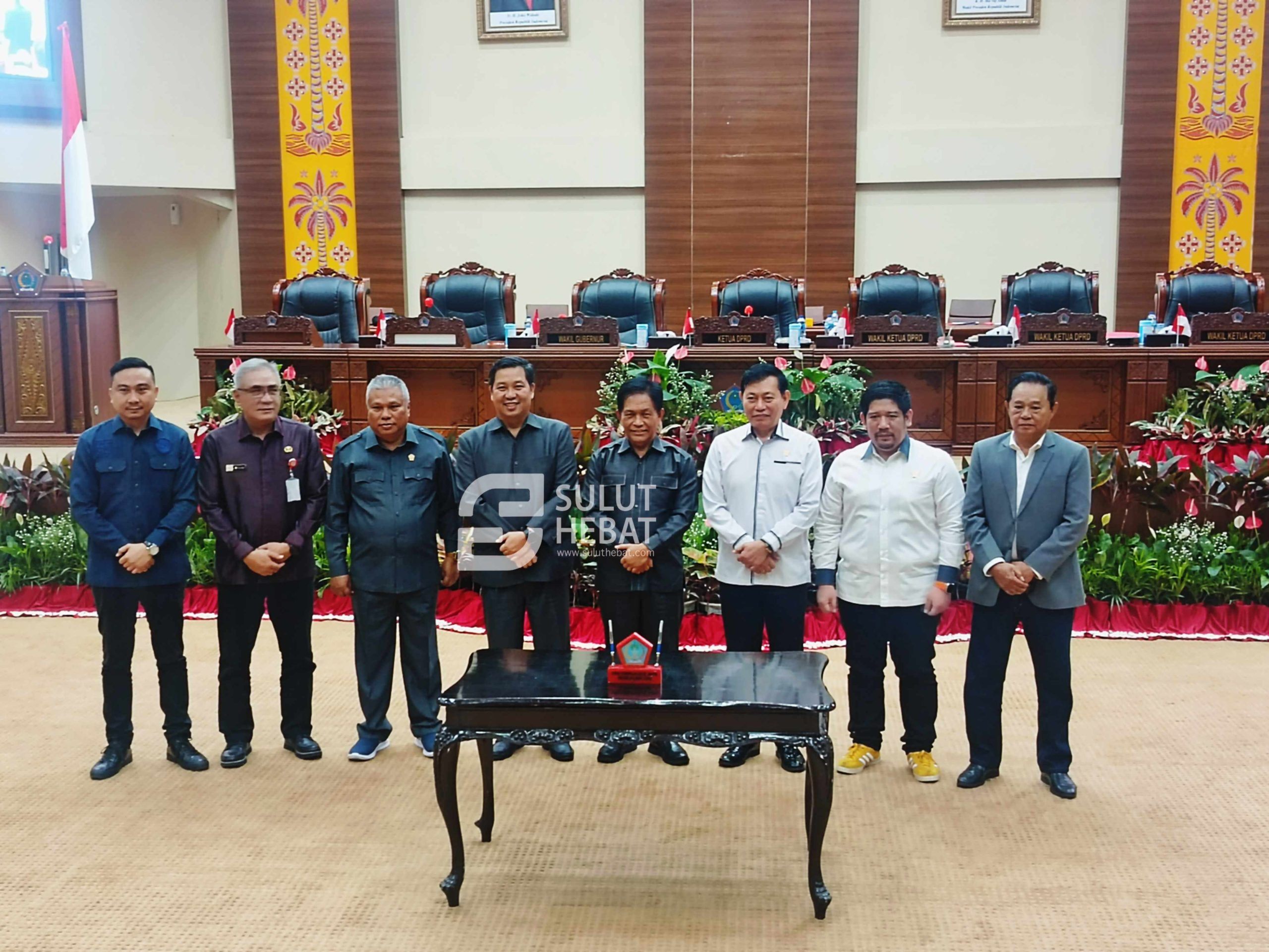 Picsart_24-06-28_14-31-36-182